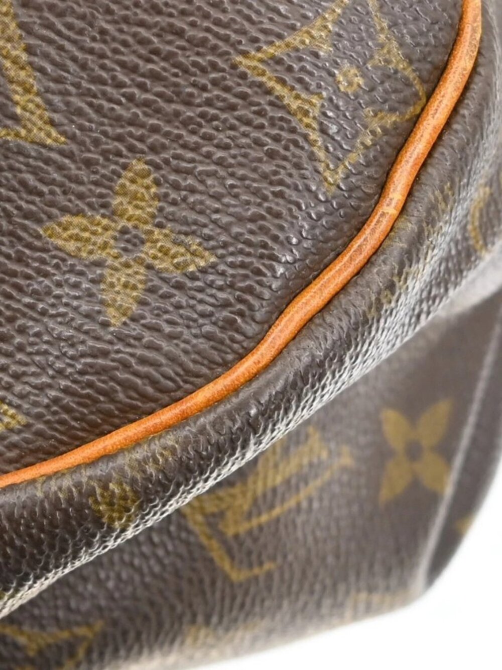 LOUIS VUITTON SAUMUR 35 MESSENGER SHOULDER BAG - Picture 4 of 16